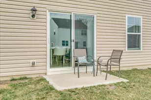 1518 Forbes Ave, Columbus, OH 43228 - Photo 32