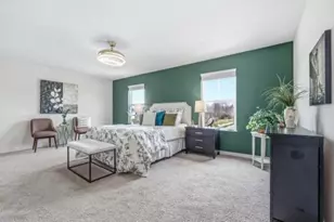 1518 Forbes Ave, Columbus, OH 43228 - Photo 18