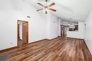 285 Saratoga St, Delaware, OH 43015 - Photo 4