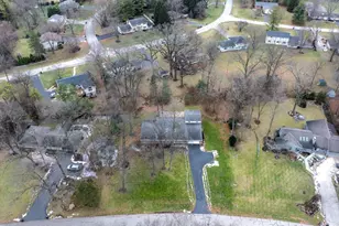 6637 Merwin Rd, Columbus, OH 43235 - Photo 2