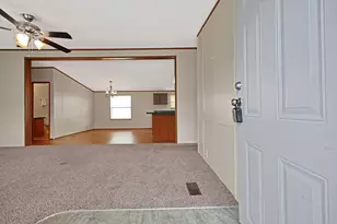 1100 Thornwood Dr SW, Heath, OH 43056 - Photo 6