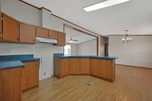 1100 Thornwood Dr SW, Heath, OH 43056 - Photo 16