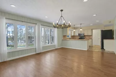 2844 Wildwood Road, Columbus, OH 43231 - Photo 8