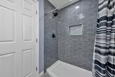 172 E Woodrow Avenue, Columbus, OH 43207 - Photo 28