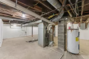 1884 Aberdeen Ave, Columbus, OH 43211 - Photo 24