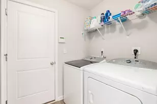 167 Old Colony Dr, Delaware, OH 43015 - Photo 24