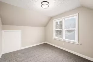 1799 Brentnell Ave, Columbus, OH 43219 - Photo 24