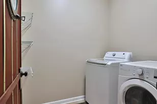 249 Farm Creek Dr, Columbus, OH 43230 - Photo 24