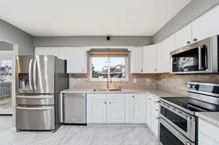 2800 Amana Ct, Columbus, OH 43235 - Photo 8