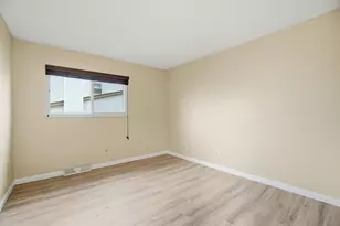 2800 Amana Ct, Columbus, OH 43235 - Photo 18