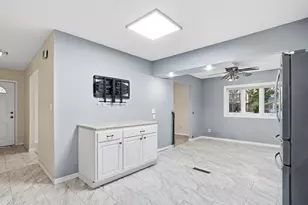 2800 Amana Ct, Columbus, OH 43235 - Photo 10