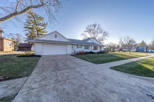 654 Vernon Heights Blvd, Marion, OH 43302 - Photo 4