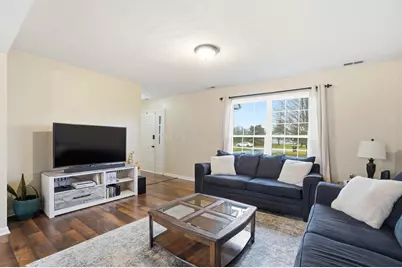 307 Hawthorne Drive, Wilmington, OH 45177 - Photo 8