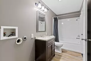 1087 High St, Harrisburg, OH 43126 - Photo 52