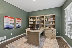 3710 Eagles Landing Dr, Powell, OH 43065 - Photo 4