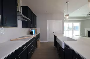 6954 Corsican Loop N, Hilliard, OH 43026 - Photo 2