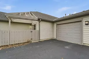 202 Deer Cross Ln, Powell, OH 43065 - Photo 40