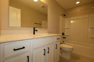 5524 Fawnsbury Ct, Powell, OH 43065 - Photo 6