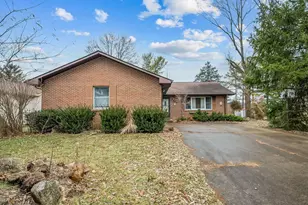 520 Chipmunk Ln, Sunbury, OH 43074 - Photo 2