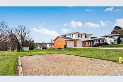 350 Walker Drive, Zanesville, OH 43701 - Photo 2