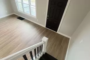 800 Carpenter St, Columbus, OH 43206 - Photo 2