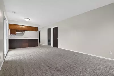 636 E Schrock Road, Westerville, OH 43081 - Photo 6