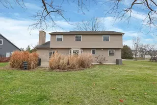 12364 Woodsfield Cir E, Pickerington, OH 43147 - Photo 10