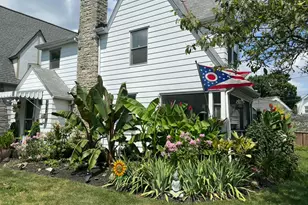 3040 Crescent Dr, Columbus, OH 43204 - Photo 2