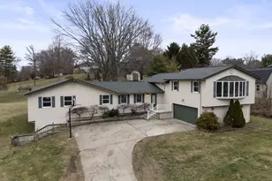 91 Dogwood Dr, Thornville, OH 43076 - Photo 2