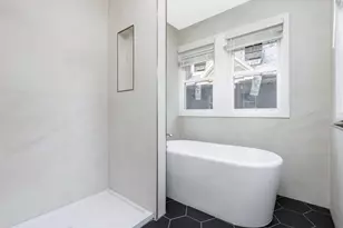 412 E Oakland Ave, Columbus, OH 43202 - Photo 12