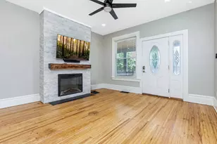 412 E Oakland Ave, Columbus, OH 43202 - Photo 2