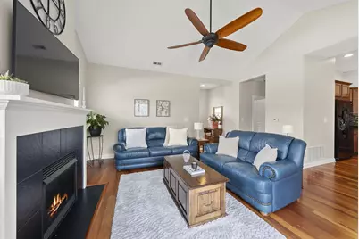 7055 Falls View Circle, Delaware, OH 43015 - Photo 6