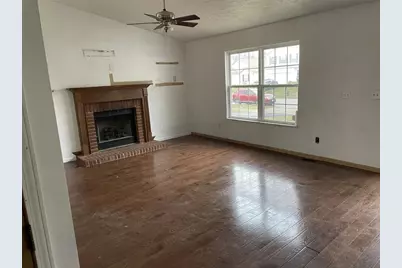 643 Rainbow Drive, Marysville, OH 43040 - Photo 4