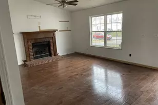 643 Rainbow Dr, Marysville, OH 43040 - Photo 4