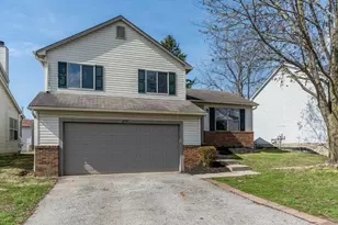 2737 Raphael Dr, Columbus, OH 43232 - Photo 2