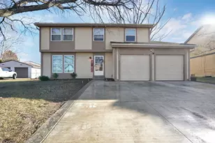 2102 Lynbridge Dr, Reynoldsburg, OH 43068 - Photo 2