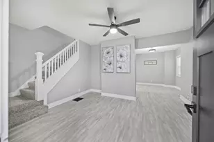 225 S Highland Ave, Columbus, OH 43223 - Photo 4