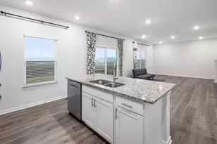 6263 Darby Plns St, Columbus, OH 43228 - Photo 16