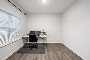 6263 Darby Plns St, Columbus, OH 43228 - Photo 8