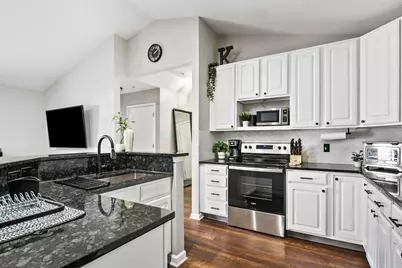 1695 Berrancher Drive, Columbus, OH 43228 - Photo 14