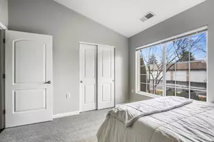 1695 Berrancher Dr, Columbus, OH 43228 - Photo 22