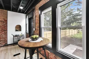 1010 Bruck St, Columbus, OH 43206 - Photo 8