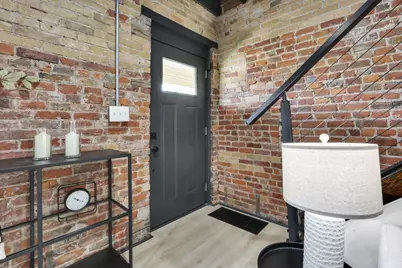 1010 Bruck Street, Columbus, OH 43206 - Photo 2