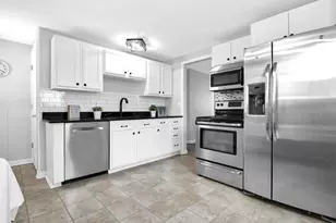 1457 Burnley Square S, Columbus, OH 43229 - Photo 8