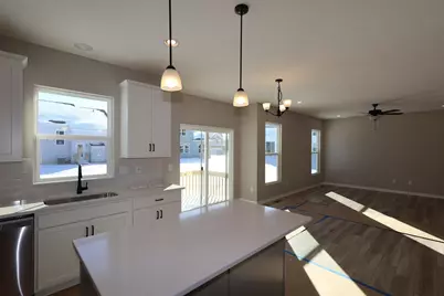 305 Cherry Hills Road, Commercial Point, OH 43116 - Photo 8