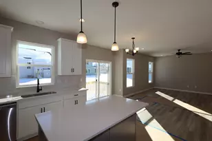 305 Cherry Hills Rd, Commercial Point, OH 43116 - Photo 8