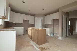 341 Merion Dr, Commercial Point, OH 43116 - Photo 4