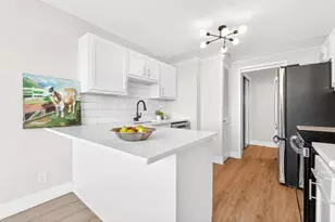 1000 Urlin Ave, Columbus, OH 43212 - Photo 14