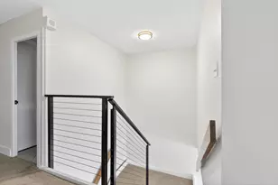 1000 Urlin Ave, Columbus, OH 43212 - Photo 16