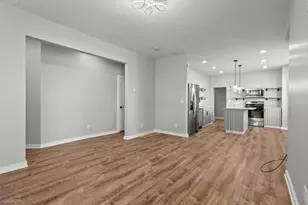 437-439 St Clair Ave, Columbus, OH 43203 - Photo 6